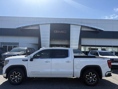 Used 2022 GMC Sierra 1500 SLT w/ SLT Premium Plus Package