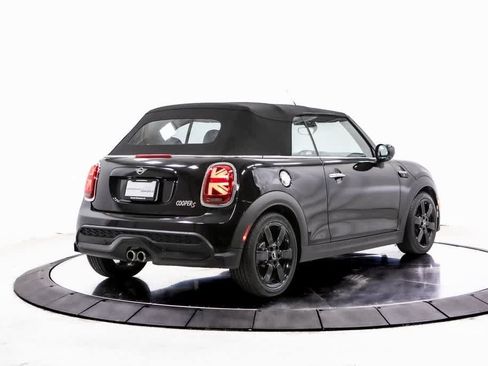 Used 2022 MINI Cooper S image 9