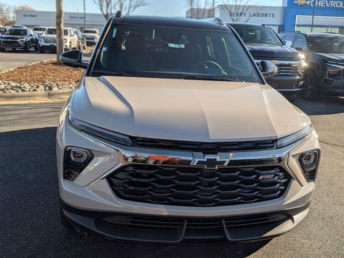 New 2026 Chevrolet TrailBlazer RS w/ Convenience Package image 2