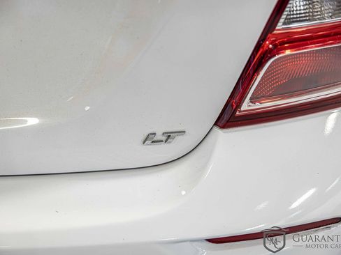 Used 2017 Chevrolet Sonic LT w/ Convenience Package image 16