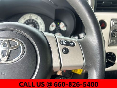 Used 2013 Toyota FJ Cruiser 4WD w/ Convenience Pkg image 14