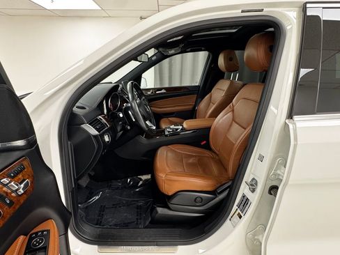 Used 2018 Mercedes-Benz GLS 450 4MATIC image 10