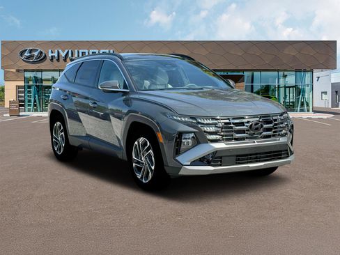 New 2025 Hyundai Tucson Limited image 11
