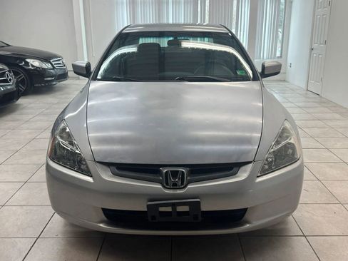 Used 2004 Honda Accord LX image 2