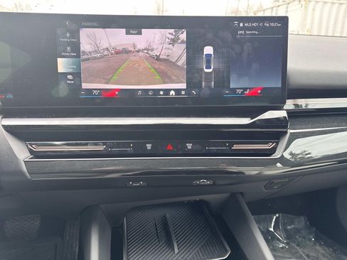 New 2025 BMW 530i xDrive AWD/4WD image 25