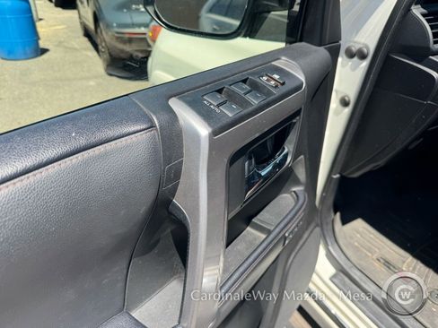 Used 2020 Toyota 4Runner Limited AWD/4WD image 10