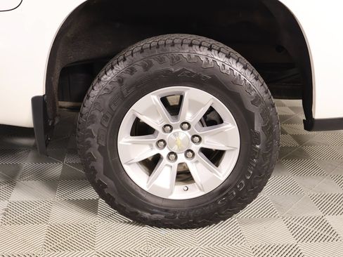Used 2021 Chevrolet Silverado 1500 LT w/ Bed Protection Package AWD/4WD image 18