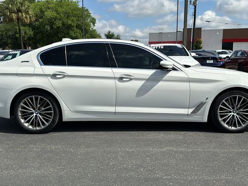 Used 2018 BMW 530e RWD image 10