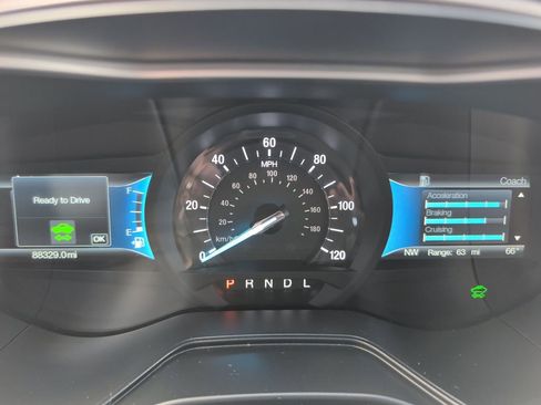 Used 2019 Ford Fusion SE image 12