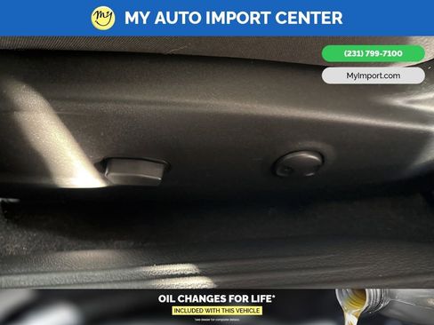 Used 2022 Dodge Challenger R/T Scat Pack w/ Driver Convenience Group image 10