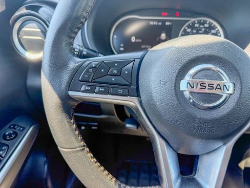 Used 2020 Nissan Kicks SR w/ SR Premium Package FWD image 10