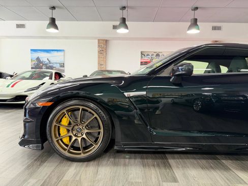 Used 2024 Nissan GT-R w/ T-Spec Takumi Edition image 29