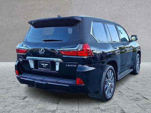 Used 2017 Lexus LX 570 4WD w/ Luxury Package image 6