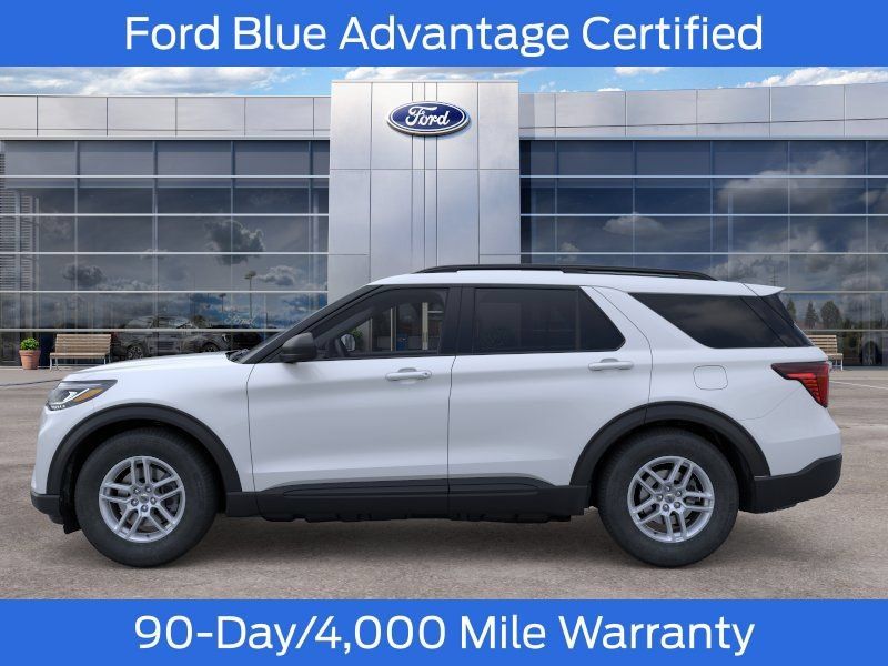 Used 2026 Ford Explorer Active AWD/4WD image 4