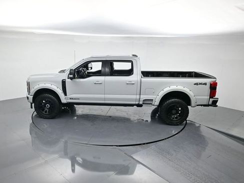 New 2025 Ford F250 XLT w/ Black Appearance Package image 39