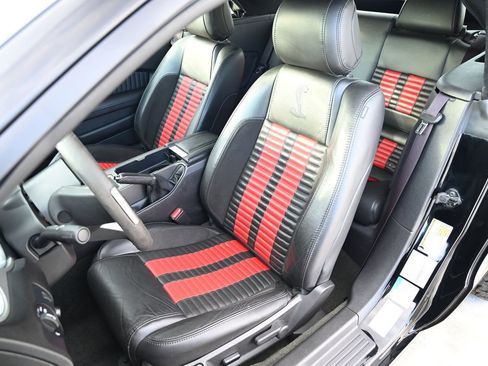 Used 2014 Ford Mustang Shelby GT500 w/ Equipment Group 821A image 27