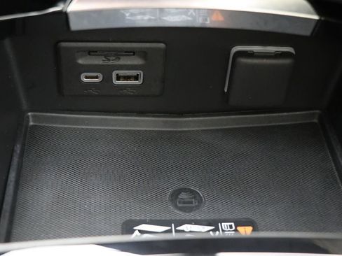 Used 2023 Buick Envision Avenir AWD/4WD image 27