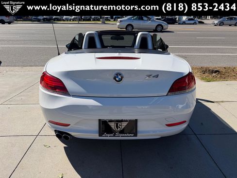 Used 2015 BMW Z4 sDrive28i image 6