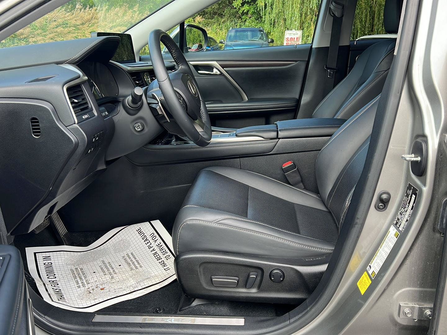 Used 2022 Lexus RX 350 AWD w/ Premium Package image 4