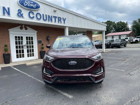 Certified 2024 Ford Edge ST-Line AWD/4WD image 2