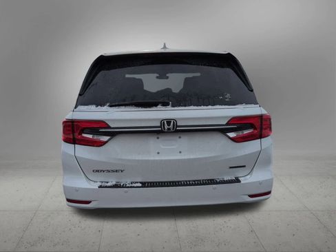 Used 2022 Honda Odyssey Touring image 5