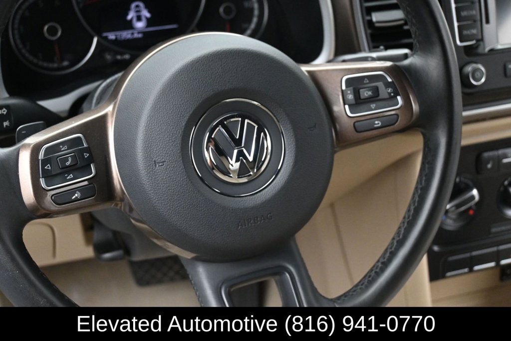 Used 2015 Volkswagen Beetle TDI FWD image 16