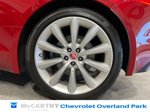 Used 2017 Jaguar F-TYPE Convertible RWD image 34