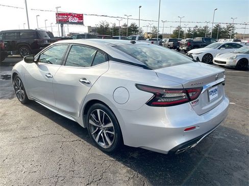 Used 2019 Nissan Maxima 3.5 SL w/ Floor Mat Group image 3