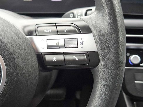 Certified 2025 Hyundai Santa Cruz SE image 27