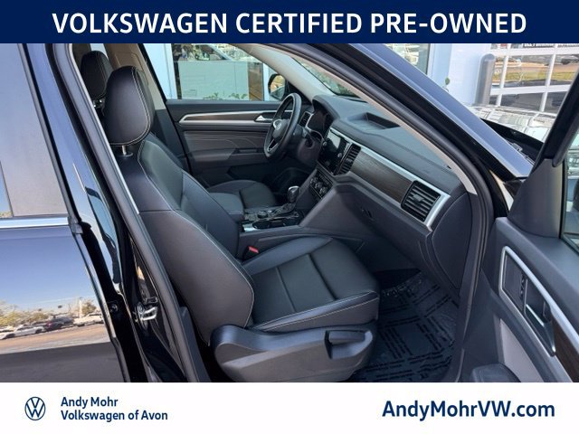 Used 2023 Volkswagen Atlas SE w/ Black Wheel Package AWD/4WD image 16