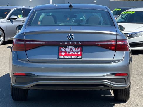 Used 2025 Volkswagen Jetta S FWD image 8