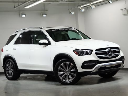 Used 2020 Mercedes-Benz GLE 350 4MATIC image 2