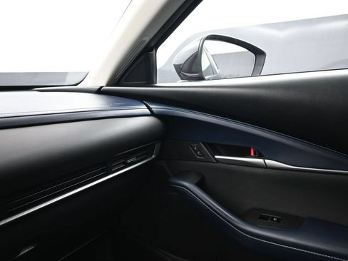 Used 2020 MAZDA CX-30 AWD image 8