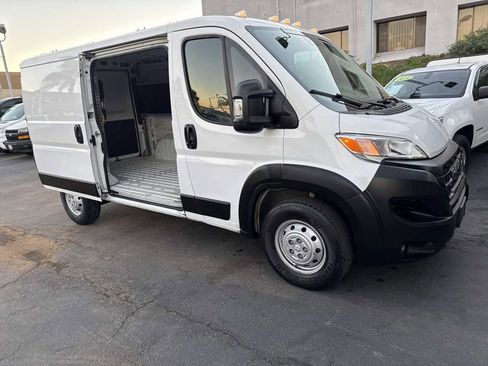 Used 2023 RAM ProMaster 2500 image 8