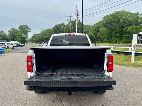Used 2019 Chevrolet Silverado 1500 Custom w/ Custom Convenience Package AWD/4WD image 30