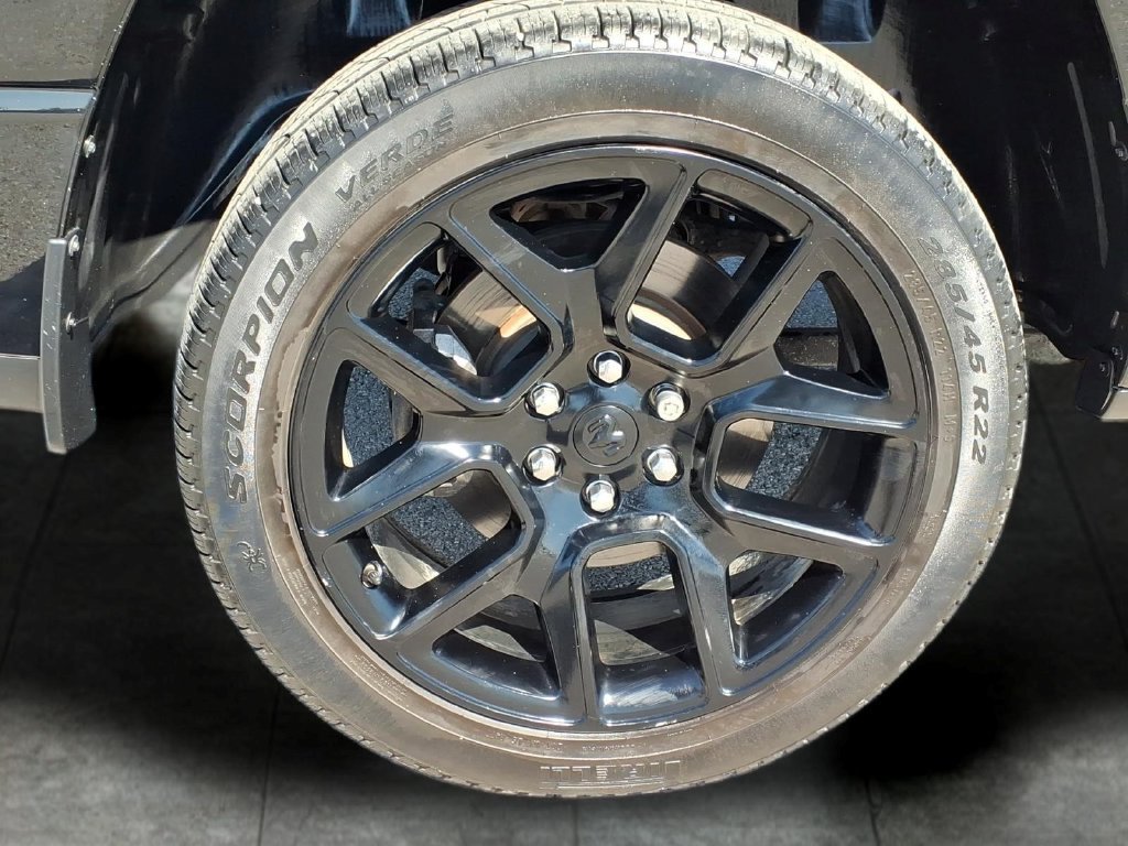 Used 2023 RAM 1500 Laramie RWD image 9