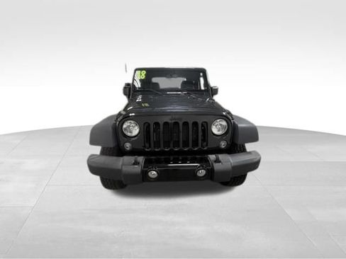 Used 2018 Jeep Wrangler Sport AWD/4WD image 3