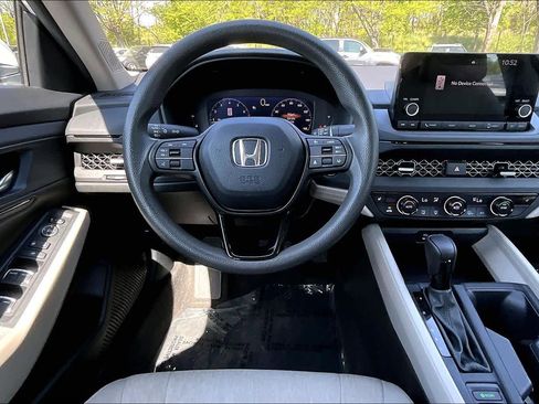 Used 2023 Honda Accord EX image 7