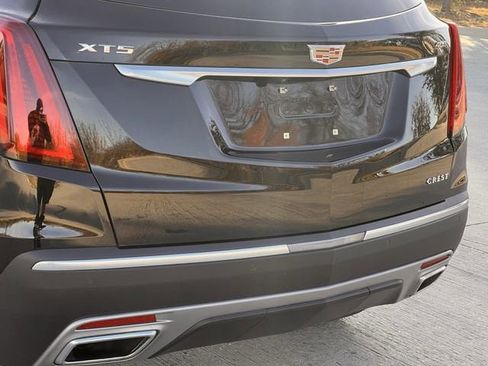 Certified 2024 Cadillac XT5 Premium Luxury w/ LPO, Floor Liner Package image 8