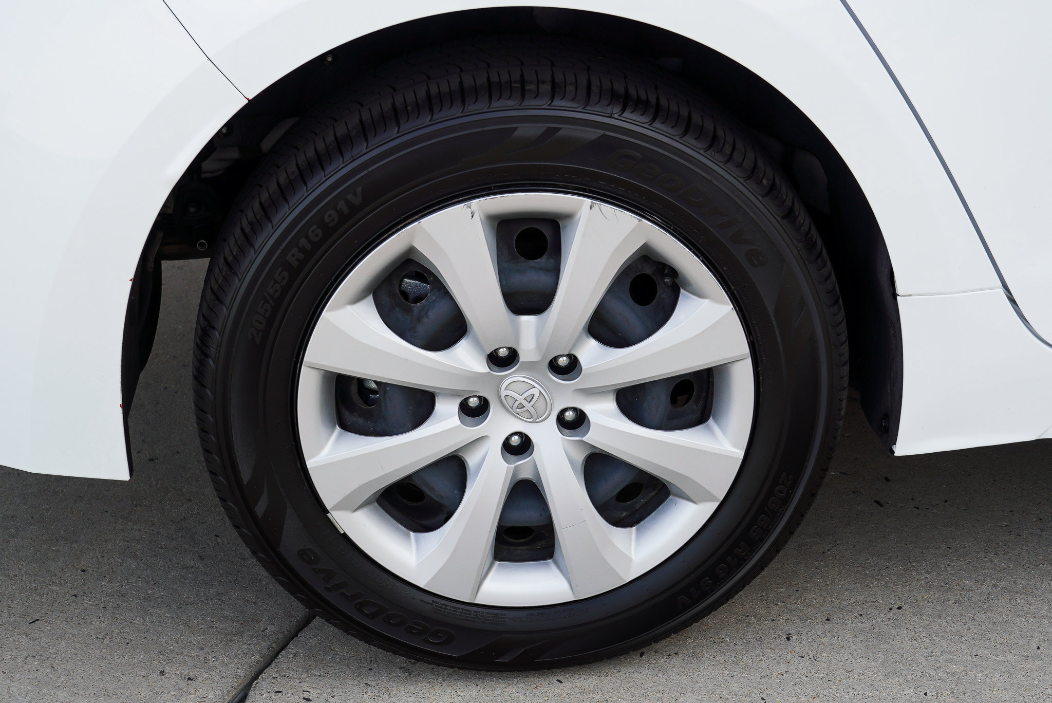 Certified 2024 Toyota Corolla LE FWD image 11