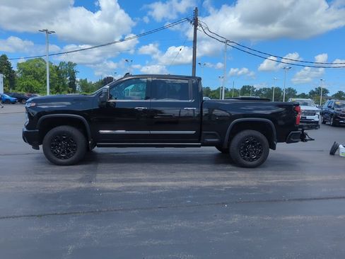 Certified 2025 Chevrolet Silverado 3500 High Country w/ High Country Premium Package AWD/4WD image 5
