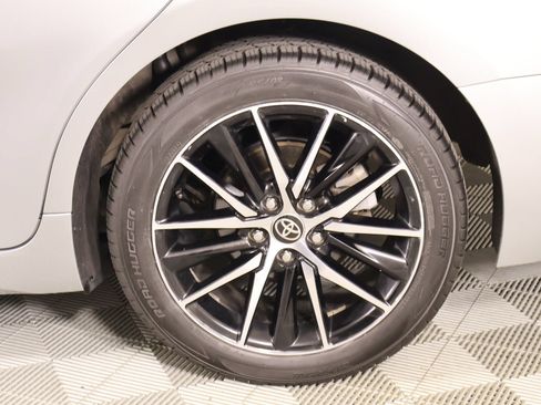 Used 2022 Toyota Camry SE FWD image 17