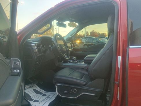 Certified 2023 Ford F150 Lariat w/ Equipment Group 502A High image 19