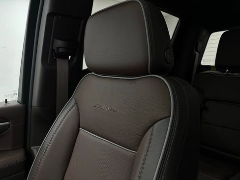 New 2026 GMC Sierra 2500 Denali w/ Denali Reserve Package image 45