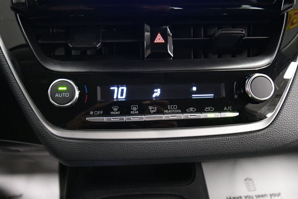 Certified 2025 Toyota Corolla LE FWD image 15