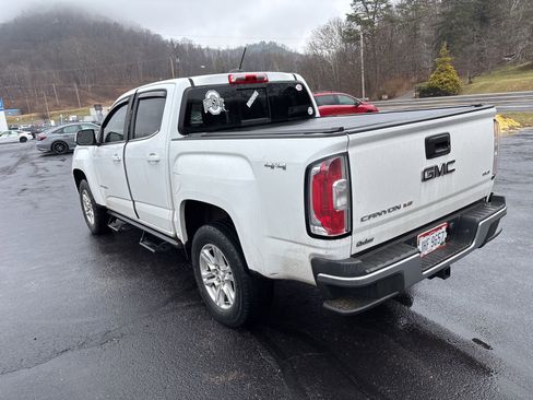 Used 2019 GMC Canyon SLE w/ SLE Convenience Package image 12