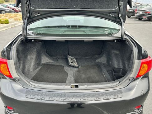 Used 2010 Toyota Corolla S image 23