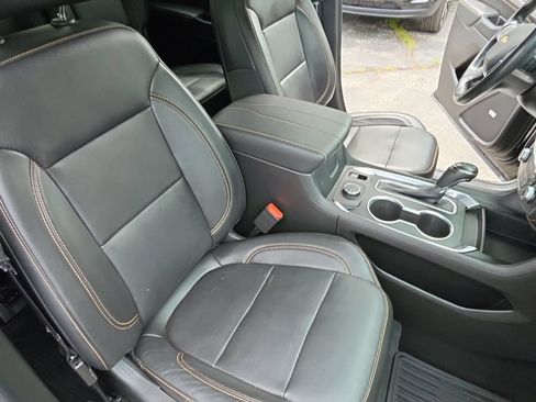 Used 2019 Chevrolet Traverse LT w/ LT Premium Package AWD/4WD image 29