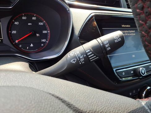 Used 2023 Chevrolet TrailBlazer RS w/ Convenience Package FWD image 21
