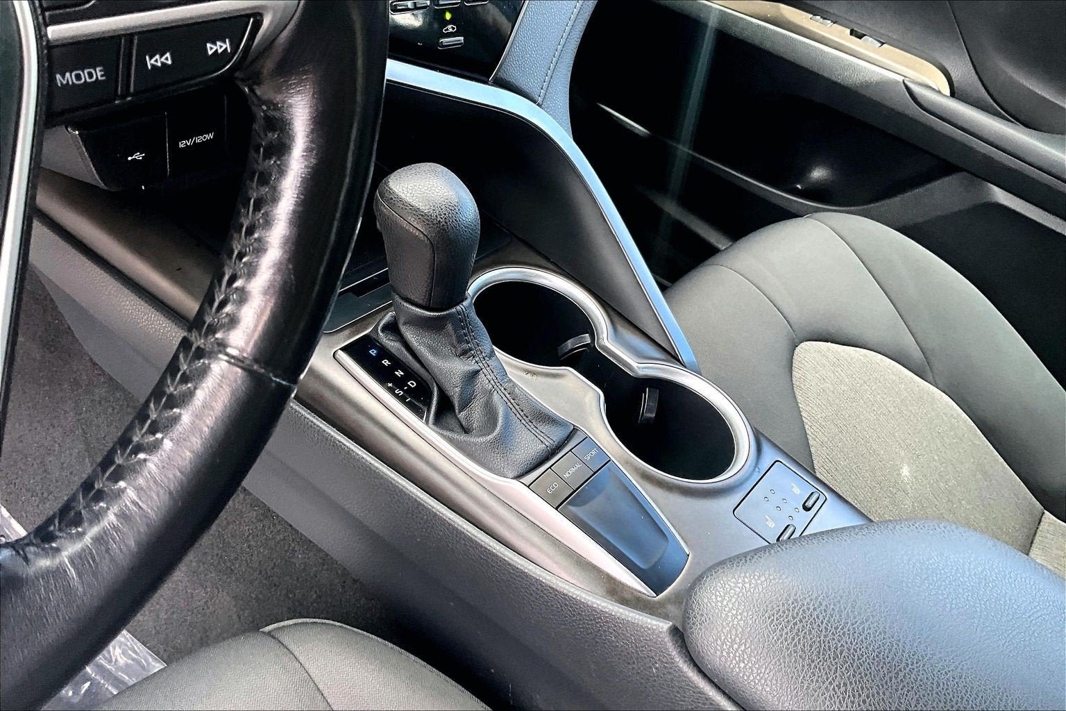 Used 2023 Toyota Camry LE w/ Cold Weather Package FWD image 16
